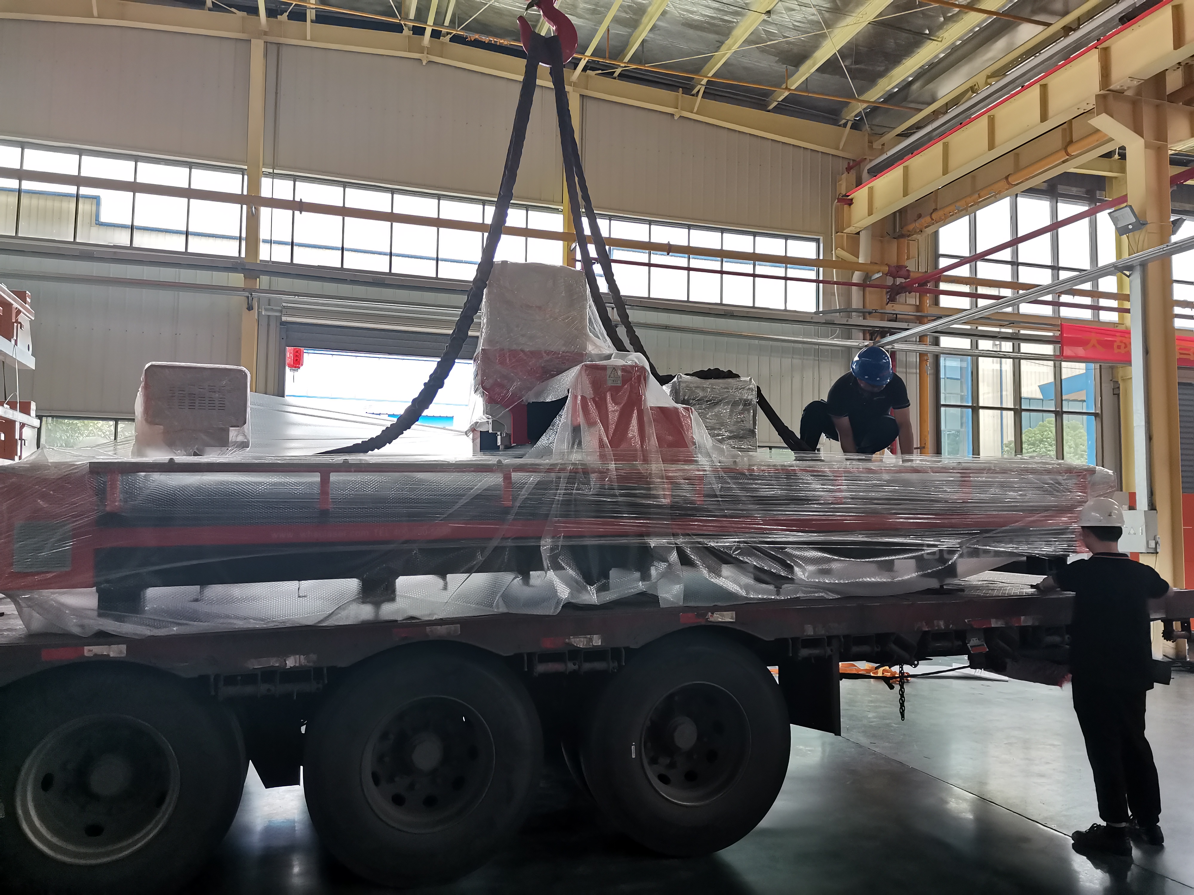 陕西西安3000W/4020单平台光纤激光切割机正在发货(图5)