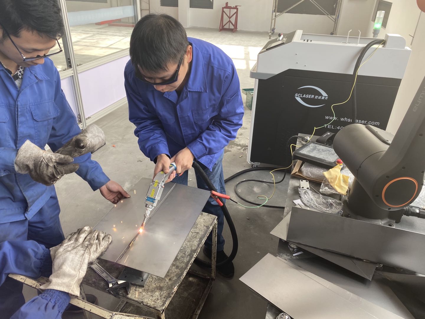激光焊接技术在工业自动化制造中的应用(图2)
